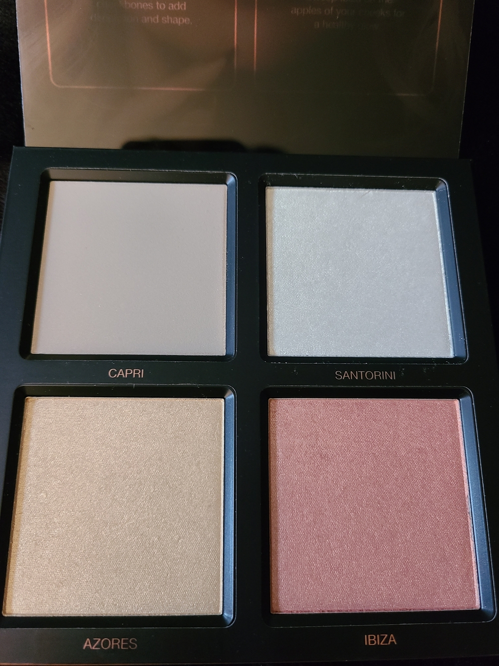 Huda Beauty 3D Highlighter Palette